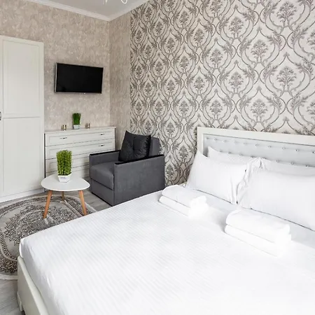 Alfa Krekhivska 11 *